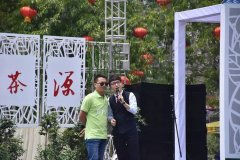 近六千名不雅众一路正在欢喜的氛围中享遭到了